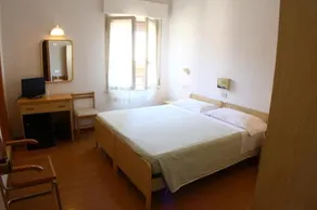 Hotel Sanremo - Image 5
