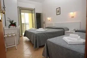 Hotel Athena - Image 3