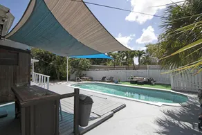 Tarpon River Retreat - Image 2