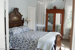 Flowertown Bed & Breakfast - Image 2