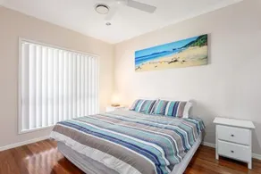 7 Ibis Court Spacious Family Home With Large Outdoor Area Swimming Pool & Ample Parking - Image 4