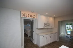 Heated pool bungalow mins from the beach in Deerfield Beach - Image 2