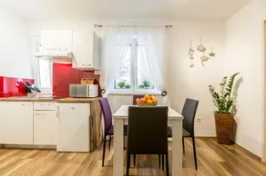 Kuny Apartments - Image 2