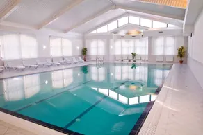 Ligena Hotel - Image 2