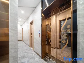Zhirong Home Apartment  (Fuhua Road Dalang Plaza) - Image 3