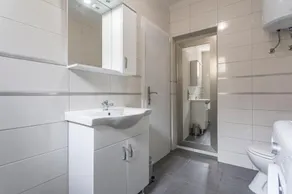 Apartments And Rooms Villa Antonio - Image 3