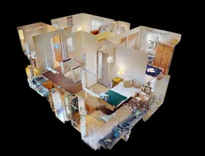 Impeccable 4-bed House in London - Image 3