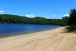 Modern 4 season cottage retreat - Image 3