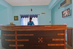 Royal Comforts by OYO Rooms - Image 3