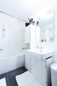 ZV2001 Private Apartments & Rooms Hannover City room agency - Image 3