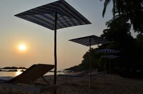 Cola Beach Sunset Bay - Image 5