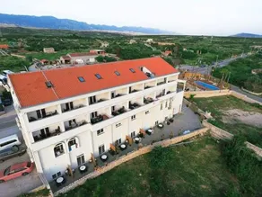 Moon Rocks Hostel - Image 3