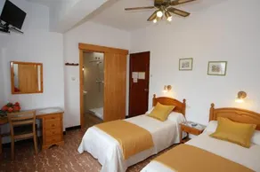 Hotel Residencia Sol - Image 2