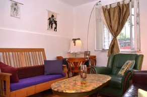 Urban Oasis Terrace Apartment - Image 3