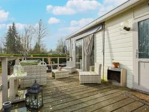Lovely Chalet in Hoek With Terrace - Image 3