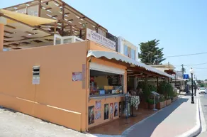Epis Hotel - Image 4