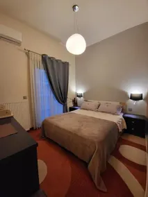 Cozy apartment in front of the park - Image 3