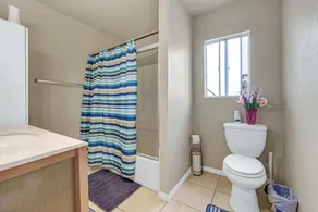Charming 4BR San Diego Home - Image 5