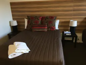 Red Cedars Motel - Image 3