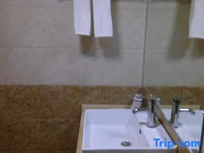 Shuifu Taihua Hotel - Image 4