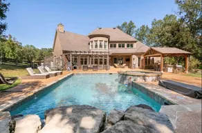 Tennessee Modern Manor - Image 4