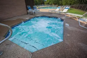 Lake Texoma Camping Resort Cabin 10 - Image 2