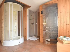 Comfortable holiday home in the Weser Uplands with sauna and steam shower - Image 5
