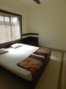 Shri Gita Hotel - Image 2