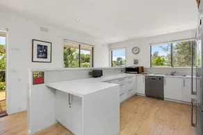 Coastal Retreat In Blairgowrie - Image 4