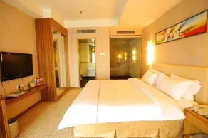 Dreamland Hotel Huizhou - Image 3