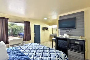 Oyo Hotel San Antonio Airport South - Image 2