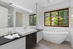 Bird of Paradise Holiday Home Palm Cove - Image 3