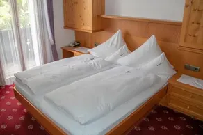 Hotel-Pension Marmotta - Image 2