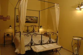 La Locanda Il Trovatore B&B - Image 5