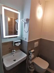Ibis Budget Dessau Ost - Image 5