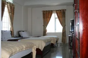 Nhiet Doi Hotel - Image 3