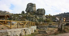 House With one Bedroom in Las Ventas Con Peña Aguilera, With Furnished Terrace - Image 5
