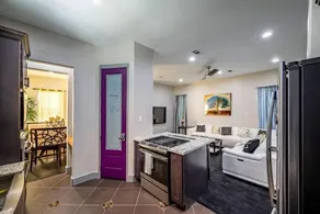 Deluxe House in the Heart of Houston - Image 3