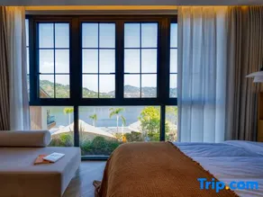 Half Moon Bay Holiday Hotel - Image 5