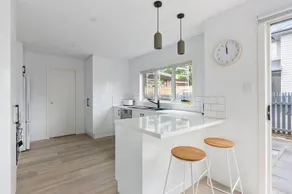 Brand new Family Friendly 3 bed Villa - Walk Shops - Image 5