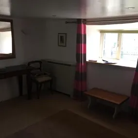 Littlebridge Farmhouse - Image 5