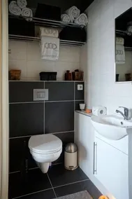 Little White Castle - Image 4