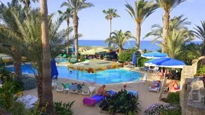 Topset Seafront Resort - Image 5