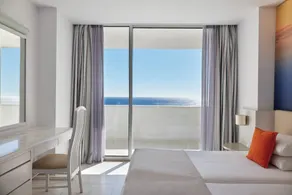Epsilon Hotel Apartments - Image 4