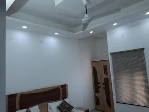 Hotel Lotus Palace - Image 2