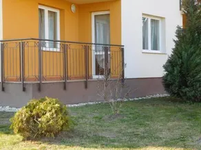 Jade Apartment - Image 2