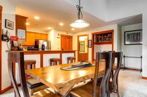 Eagle Springs East 302: Boxelder Suite - Image 4