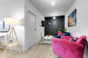 Mk Walker Ave 1 Bedroom Apt. 03  Parking - Image 2