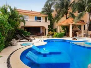 Riviera Maya Haciendas Villa Marinera Private Yacht - Image 3