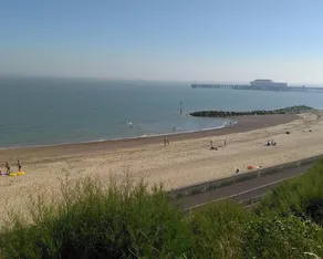 Impeccable 3-bed Caravan in Clacton-on-sea - Image 3